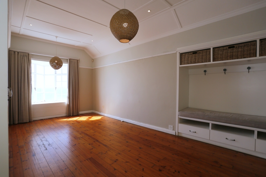 4 Bedroom Property for Sale in Muizenberg Western Cape